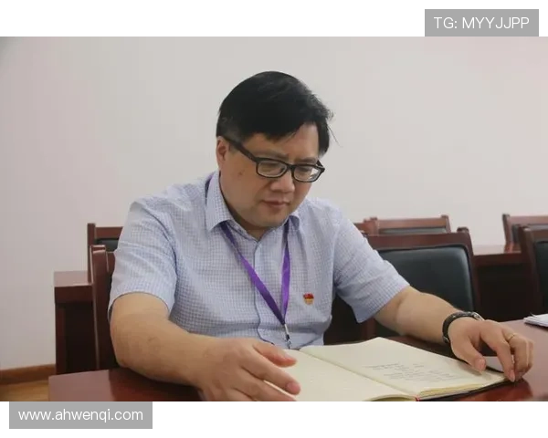 极度寒冷：冰封之下，生命涌动的诗篇